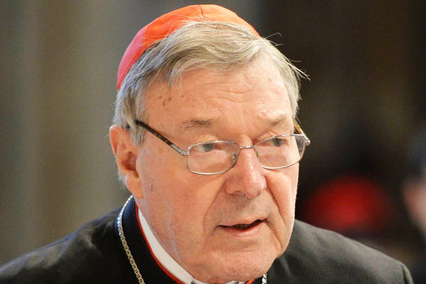 Kardinal Pell opfordrer Troslærekongregationen til at gribe ind over for to biskoppers udtalelser om homoseksualitet