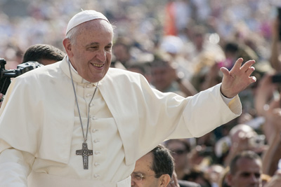 Pave Frans: Der er grænser for ytringsfriheden