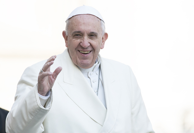 Pave Frans: Kristne ægtepar skal vidne om den sande familie